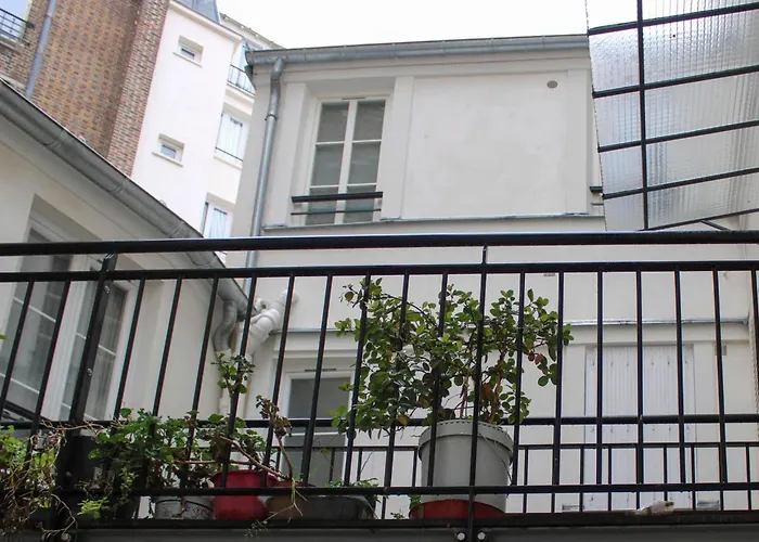 Charming Renovated Near Unesco Appartement