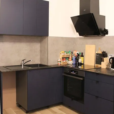 Rénové Près De Lunesco Appartement *